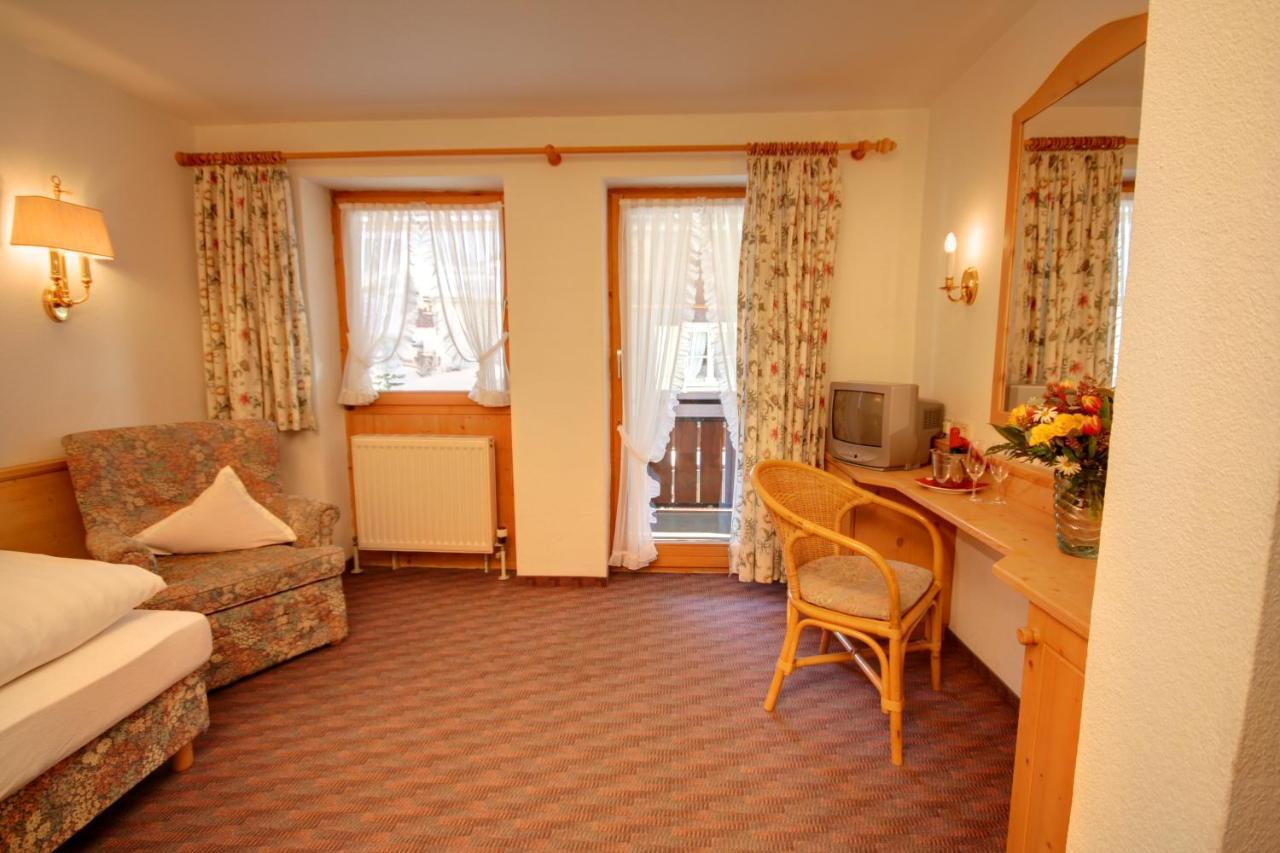 Hirschegg Rein Hotel Adler Garni מראה חיצוני תמונה