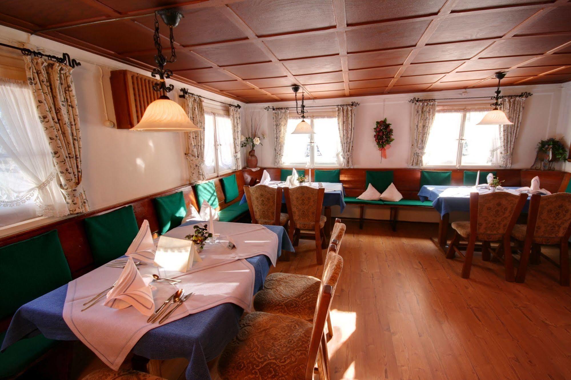 Hirschegg Rein Hotel Adler Garni מראה חיצוני תמונה